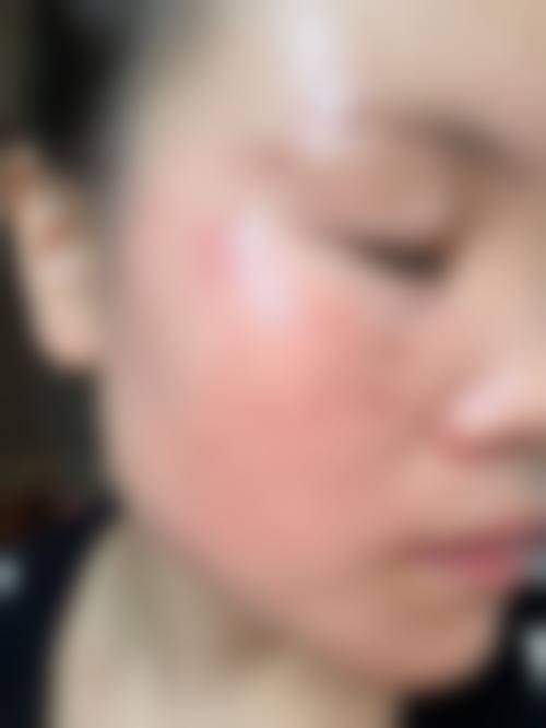 鹤岗周小伟医疗美容诊所正规吗？看资质