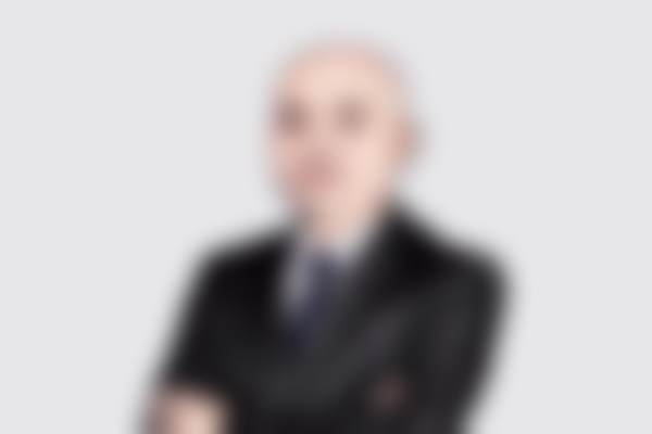 钟夏医生在行业内的认可度高吗？