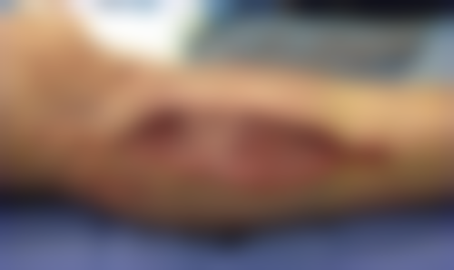 都要加style="color: red;"，比如金媛媛资质与专精介绍，没错。

还有，重点内容用